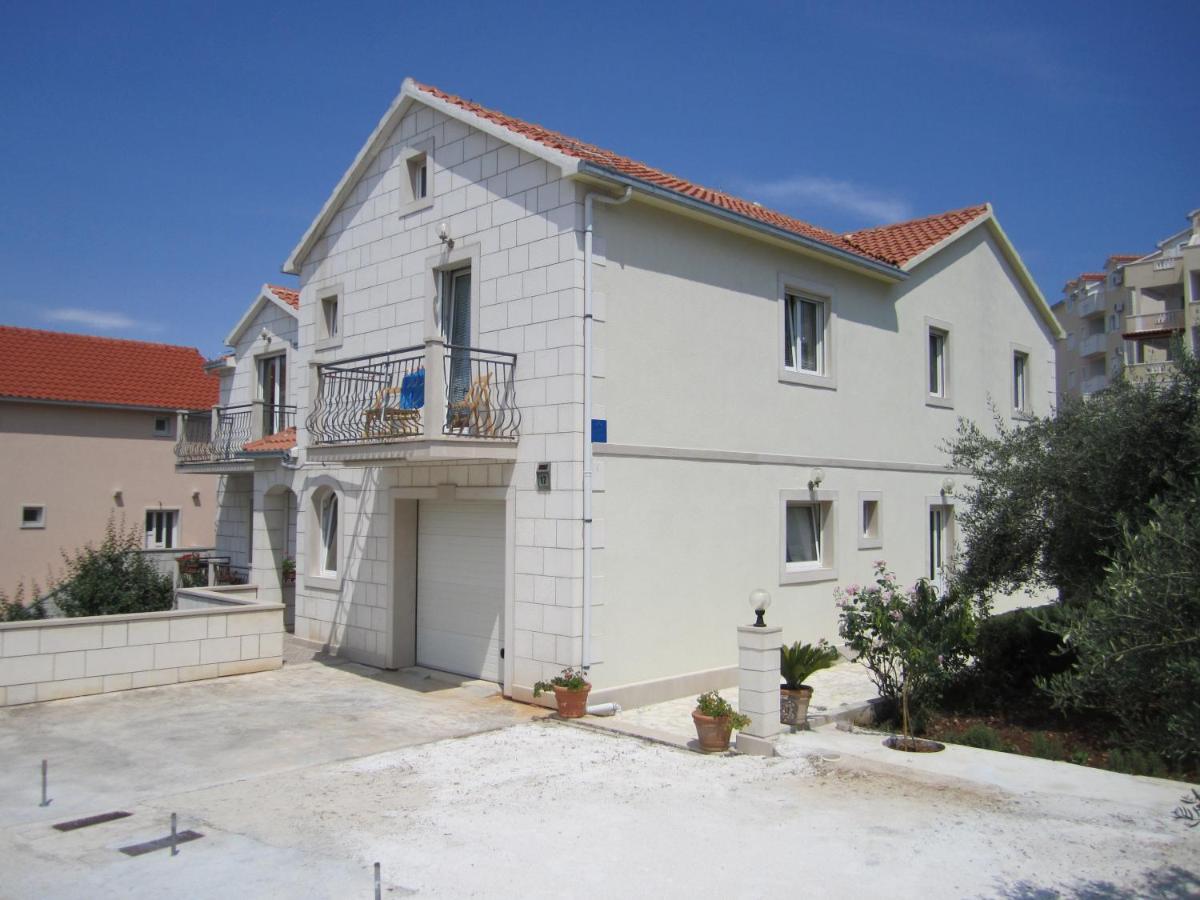 Apartments Nives San Pietro di Brazza Esterno foto